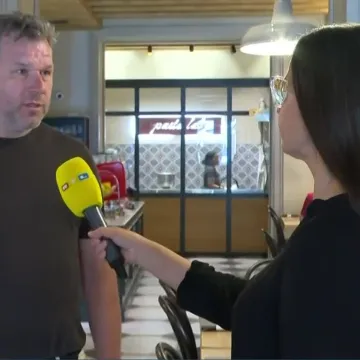 Ispred ovog restorana stvaraju se redovi: 'Za 30 eura možete pojesti ručak. Čistaćice imaju plaću 1300 eura'