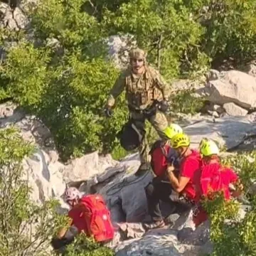 Dramatično spašavanje dobilo je sretan kraj: Iscpljena, promrzla, ali Čehinja je živa