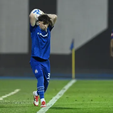 Veliki talent ostaje na Maksimiru: Noa Mikić produžio ugovor s Dinamom