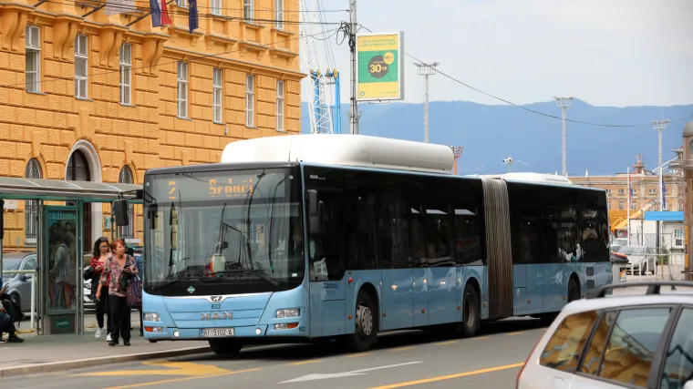 Dobra vijest za riječke umirovljenike! Besplatan prijevoz za starije od 60 godina