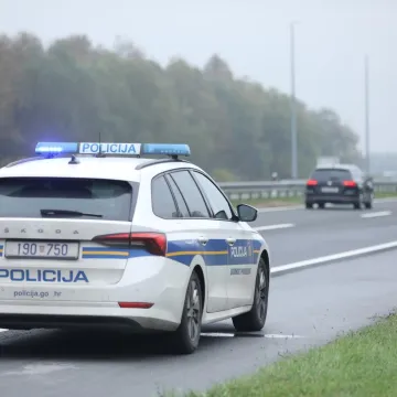 Poginuo motociklist na A1, policija poziva vozače na oprez