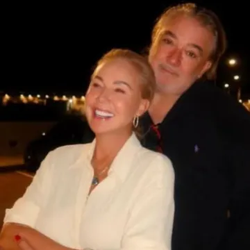 Lepa Brena pobjegla od svakodnevice: Uživa na Azurnoj obali bez puno pompe