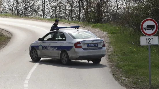 Maskirani razbojnik mučio staricu pa joj zapalio kuću: 'Imala je tragove davljenja'