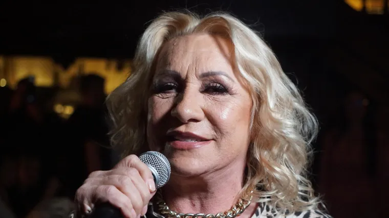 Neviđeni gaf srpske glazbene legende: 'Nije te sram? Kraljica popila malo više'