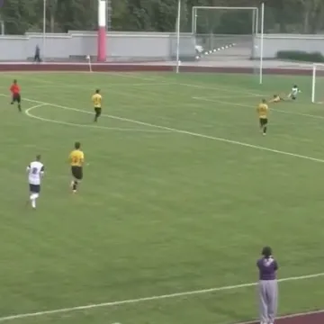 Čini li se i vama da je bio mrtav pijan? Nastup ovog komentatora ući će u televizijske anale