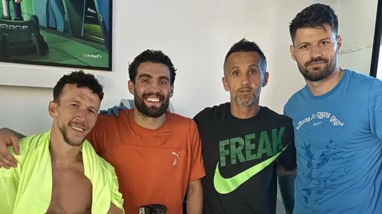 Perišić objavio hit-fotografiju i bocnuo Petkovića: Što tri Vatrena rade u Beogradu?