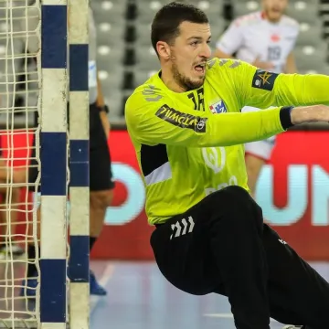Trofejni hrvatski vratar potpisao za jedan od najjačih klubova u regiji