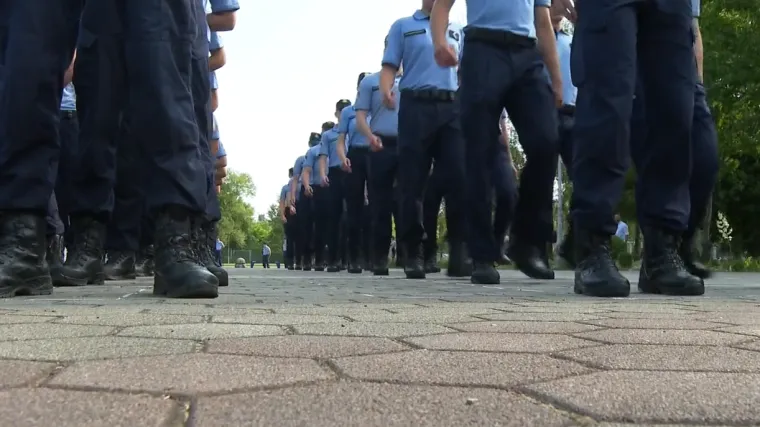 Prisegnula nova generacija policajaca, evo koliko je odlikaša