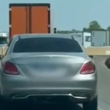 E pa on se snašao, pitanje je samo što bi bilo da je naletio na policiju