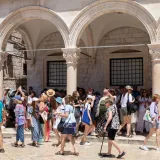 Dva restorana ilegalno proširila terase u Dubrovniku: Pogledajte kakva ih je kazna snašla