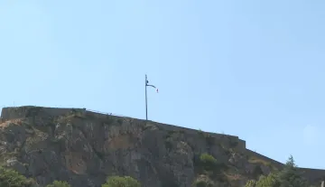 Jedan od najvećih simbola Hrvatske ukraden u Kninu! Kamere snimile počinitelje?