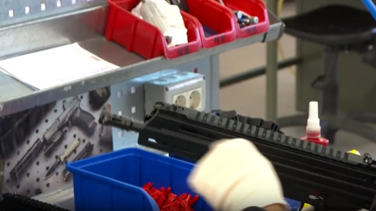 Anušića brinu cijene oružja i opreme, a Milanovića? 'Ako ćemo novac i zaradu davati drugima...'