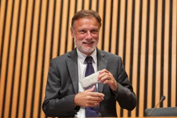 Thompson u Saboru, Jandroković citirao njegov hit: I ne, nije 'Ako ne znaš šta je bilo'