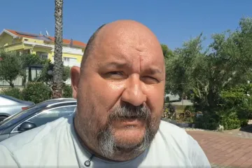 Bloger Krule otkrio cijenu ručka na Jadranu, mreže izgorjele: 'Pa j***mu za lignje...'