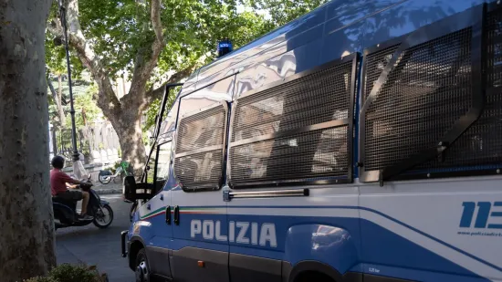Otac 'opsjednut bolestima' skrivao sina (8) i kćer (6) od svijeta. Nisu imali dokumente i jedva su govorili