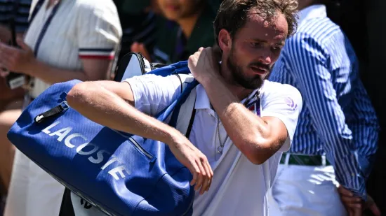 Šok na startu Wimbledona: Medvedev ispao nakon apsolutne senzacije