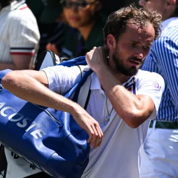 Šok na startu Wimbledona: Medvedev ispao nakon apsolutne senzacije