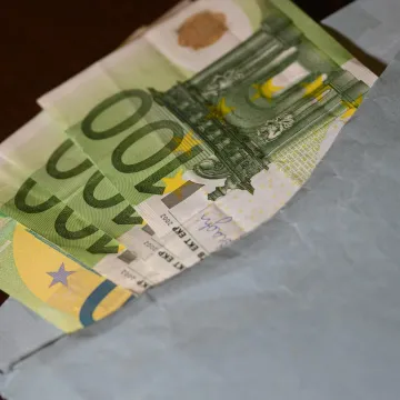 RTL Danas donosi šokantne rezultate: Evo što Hrvati misle o vezama za posao i stranačkoj iskaznici
