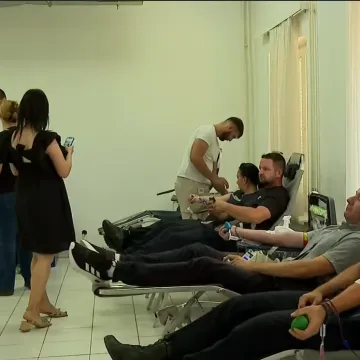 Zavod za transfuziju pozvao na hitno darivanje krvi, evo tko se prvi odazvao