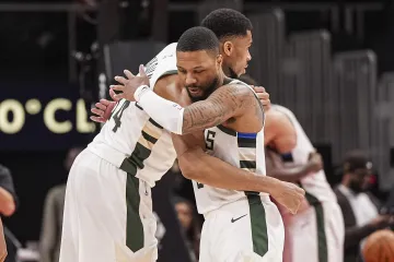NBA bomba: Bucksi raskidaju ugovor s legendarnim igračem i potpisuju centra