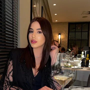 Nitko ne zna čime se bavi Una Čolić: Nasljednica pohađala elitne škole i imala privatnog vozača