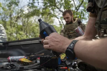 Strašne optužbe: 'Rusi bacaju agense za gušenje iz dronova na rovove'