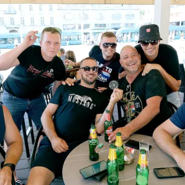 Prvi posjetitelji već su počeli pristizati: Pogledajte kakva atmosfera vlada u Zagrebu uoči koncerta