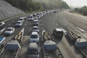 Zagreb u posebnom režimu, kod Trakošćana kolona duga pet kilometara: HAK poslao važnu obavijest