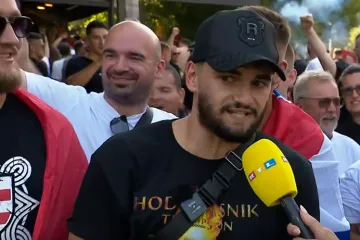 Ovo nikada do sada nije viđeno! Evo s kojom misijom je na Thompsonov koncert došao poznati influencer