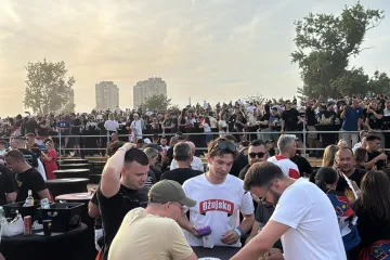 Jesu li pretjerali? Doznajemo cijene boca žestice i hrane u VIP zoni