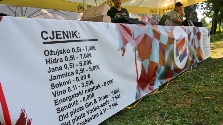 Cijene kao suho zlato, a ugostitelji s koncerta se žale: 'U debelom smo minusu, zahtjevi su bili preveliki'