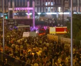 Svadbena dvorana prazna, mladenci i gosti na koncertu: 'Dobar prijatelj se ženi, ali morali smo doći'