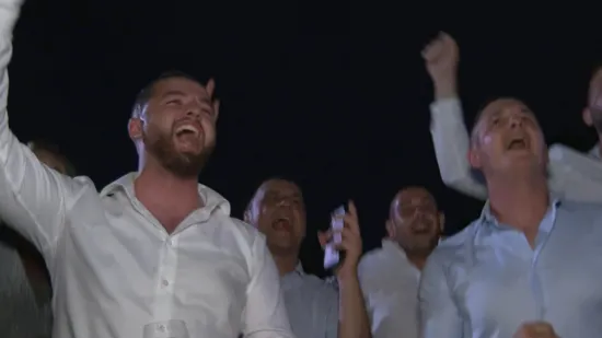 Sve je stalo zbog Thompsona! Čak i svatovi napustili salu i otrčali na Hipodrom: 'I mladenci će doći'