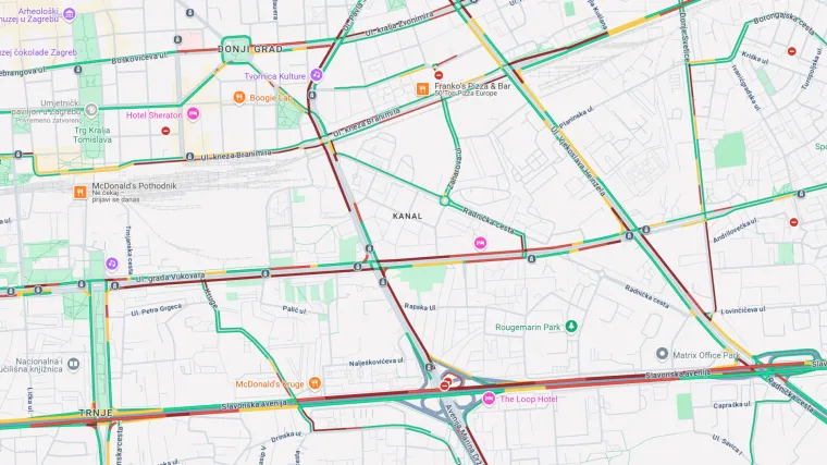 Kaos u Zagrebu: Semafori ne rade na velikom križanju, stvorile se gužve