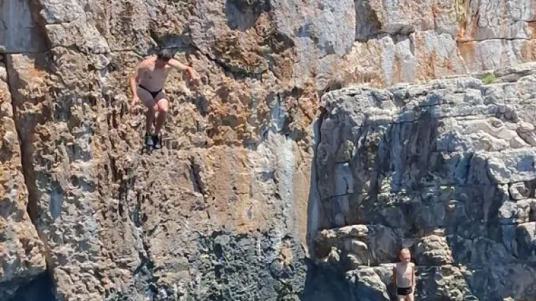 Ivica Kostelić i sin (10) skakali sa stijena Odisejeve špilje