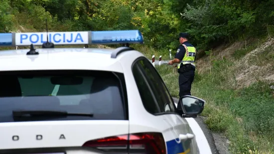 Ludo divljanje po Slavoniji, presretače šokirale mlade vozačice: Jedna jurila 210 na sat