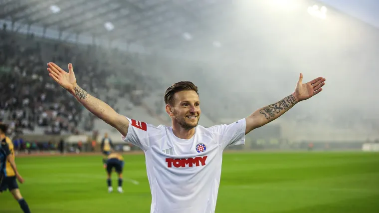 Pogledajte kako se Hajduk oprostio od Rakitića: Emotivni video dirnut će svakog navijača Bijelih