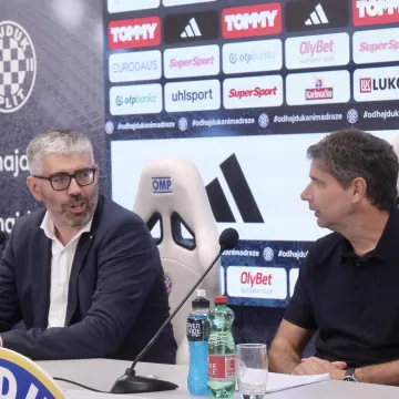 Predsjednik Hajduka pojasnio hoće li UEFA zabraniti Bijelima registraciju pojačanja