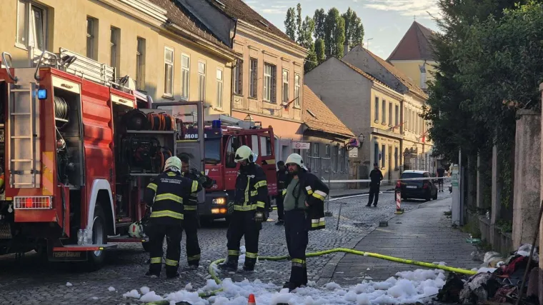Nakon eksplozije u Samoboru, upozorili: 'Zatvorite prozore, rizik može biti ozbiljan!'