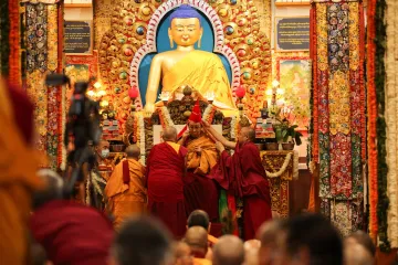 Tibetanski duhovni vođa i miljenik Hollywooda nada se doživjeti 130. godina: Dalaj Lama proslavio 90. rođendan