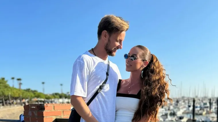 Za kraj Rakitićeve nogometne karijere, Raquel mu posvetila emotivnu poruku