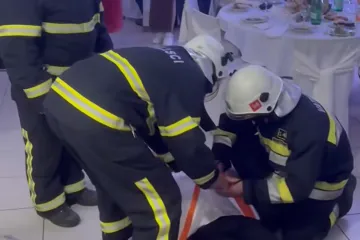 Nova akcija spašavanja mladoženje: Vatrogasci upali na svadbu kako bi se uvjerili u jedno