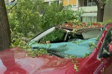 Prizori strašni, a šteta na svakom koraku. Ovo je nevrijeme napravilo automobilima