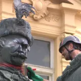 Ban s prerezanim grlom, ljudi zgroženi: 'Na doživotnu kad ovakve veličine dira!