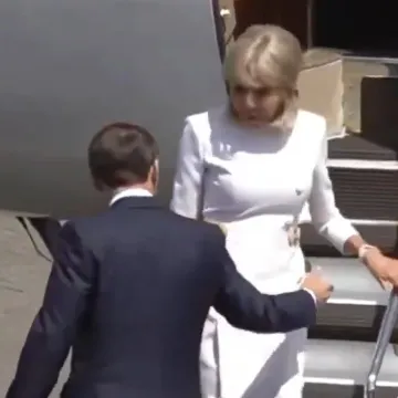Brigitte opet šokirala Macrona, širi se nova neugodna snimka: 'Imala je hladni izraz lica'