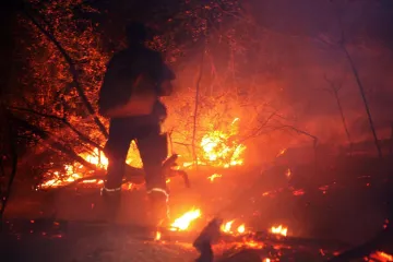 Opustošeno selo Dubovo, izgorjelo oko 300 kuća: 'Za 10 minuta sve je planulo'