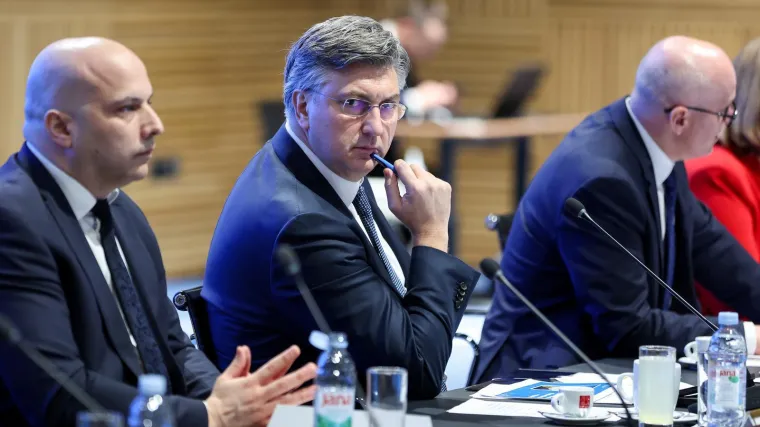 Plenkovića bocnuli o kritici Europske komisije zbog Thompsona: 'To bih i ja rekao'