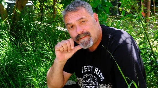 Ivo iz 'Ljubav je na selu' solira, a Rasema ga hvali: 'Sigurno puno plivaš'