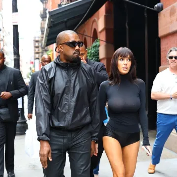 Bianca pozirala samo u potpeticama: Kanye uhvatio svaki kadar provokativnog izdanja