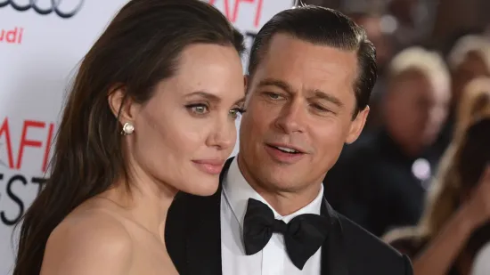Nova Hollywood drama: Zašto Brad želi pristup privatnim porukama Angeline Jolie?